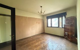 Proprietate rara pe o strada boema - Poză 13