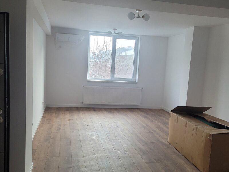 GARS. SEBASTIAN, PARCARE, NEMOBILAT, NOU, CENTRALA, PRIMA INCHIRIERE - Poză 1