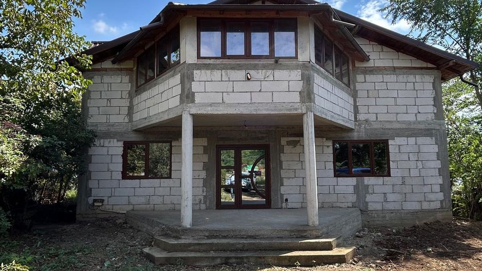 Vanzare Vila la gri Teren 800mp Lacul Mostistea - Poză 3