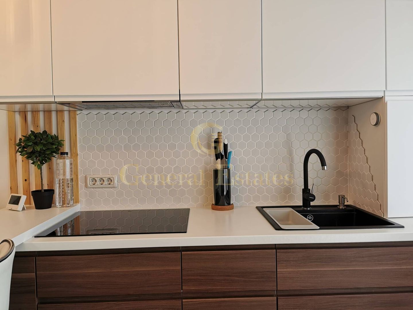 Luminos, spațios, perfect compartimentat – 4 camere Open-Space - Poză 10