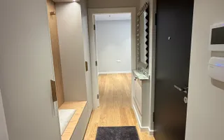 Jumatate din vila in zona Floreasca - Poză 19