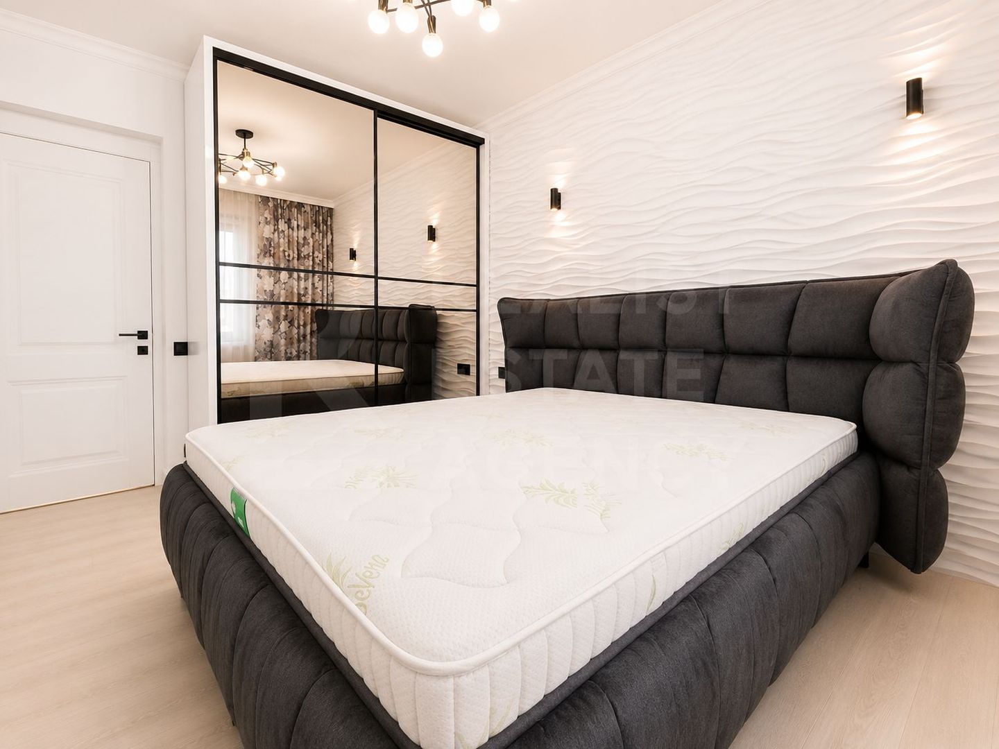 Vânzare, apartament  2 camere , bd. Ștefan cel Mare, Centru - Poză 5