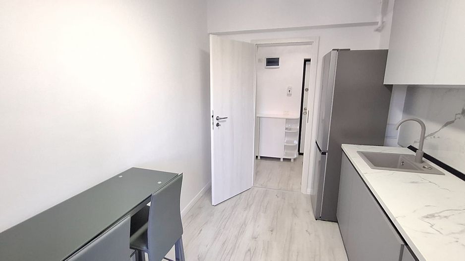Apartament 2 camere decomandat Metrou Aparatori - Drumul Binelui - Poză 30