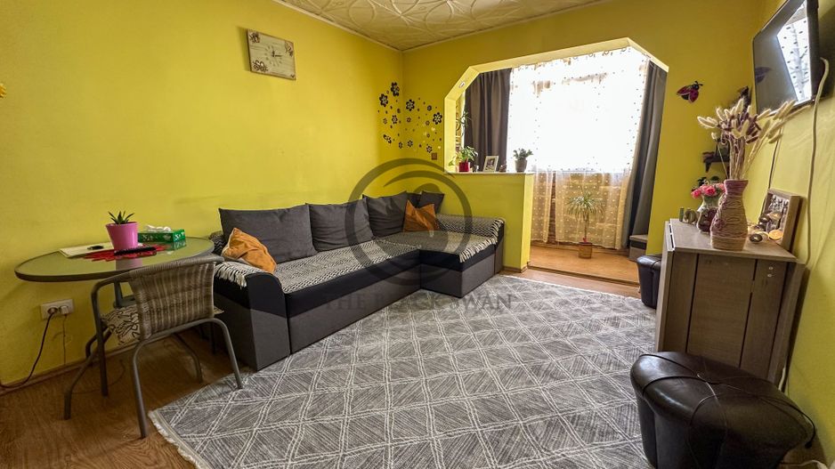 Apartament cu 3 camere de vanzare | Mobilat | Malu Rosu | Comision 0% - Poză 3