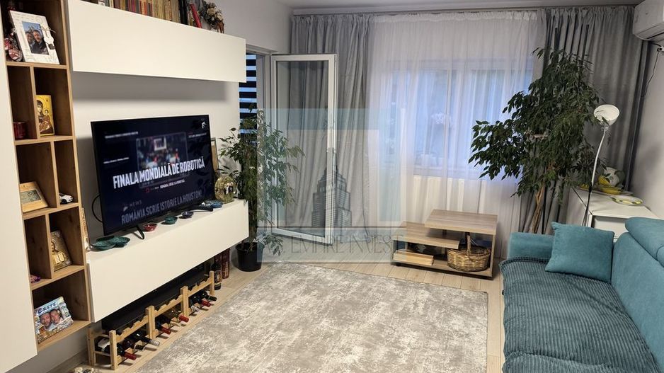 Apartament 3 Camere . 2 bai, 2 balcoane-zona Triaj/Brasov - Poză 1