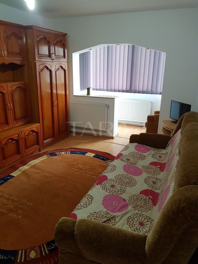 Apartament 2 camere decomandat – balcon generos, zonă Aurel Vlaicu. - Poză 1