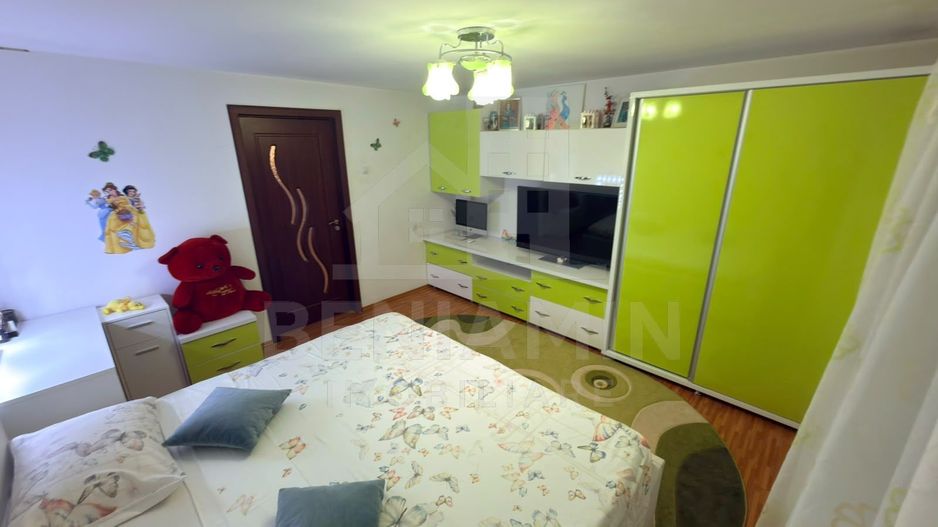 Vila-Premium-8-Camere-Teren-800mp-Panouri-6kw-Magazin-Inclus - Poză 5