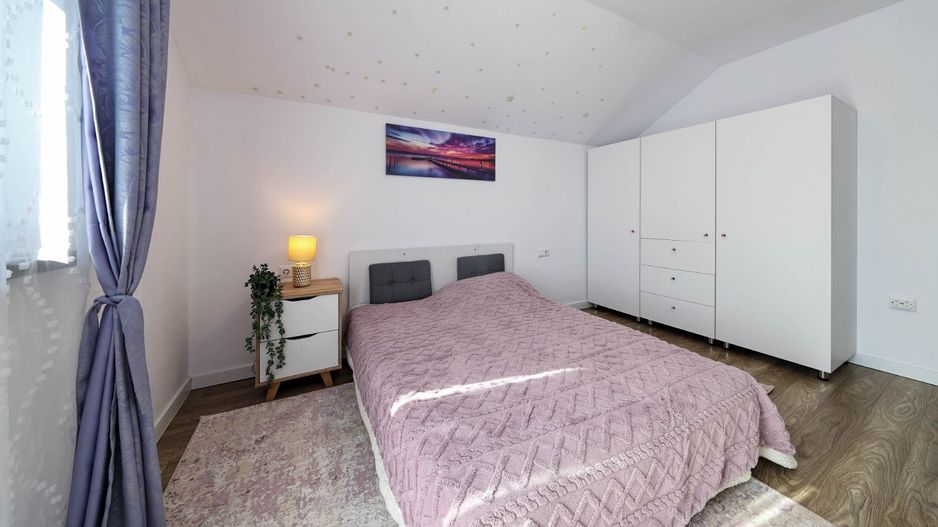 Casă Individuală Modernă de Vânzare | Sânpetru, Brașov - Poză 20