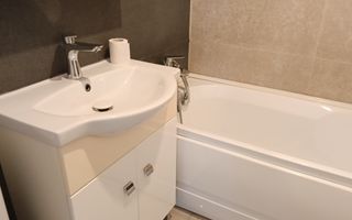 Apartament cu living generos și terasă, disponibil imediat – Otopeni - Poză 8
