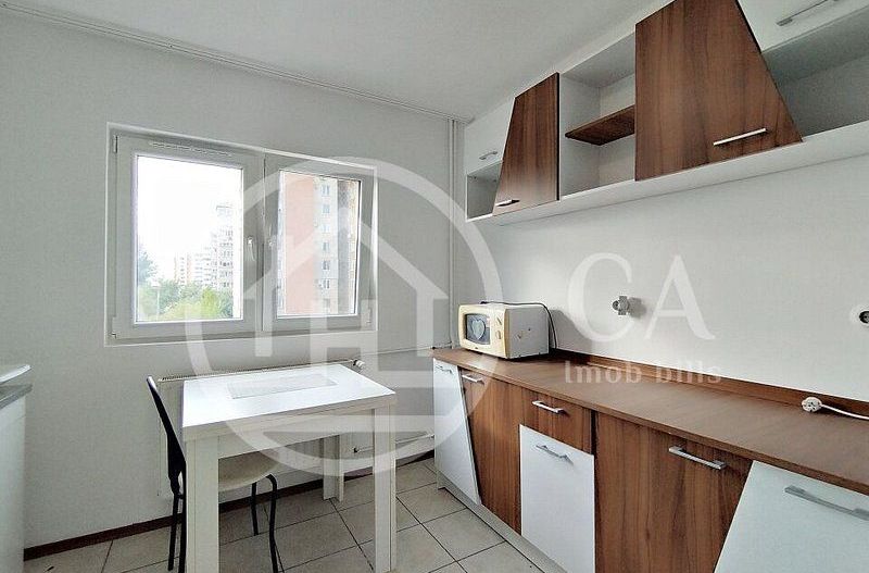 Apartament cu 2 camere de vanzare in zona Rogerius, Oradea - Poză 6