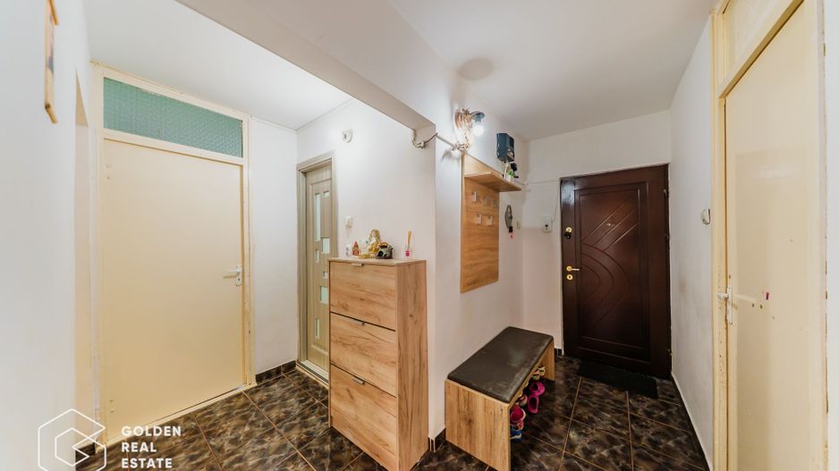 Apartament 3 camere, decomandat, Confectii, comision 0% - Poză 13