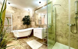 Apartament elegant -curte proprie - garaj - Poză 1