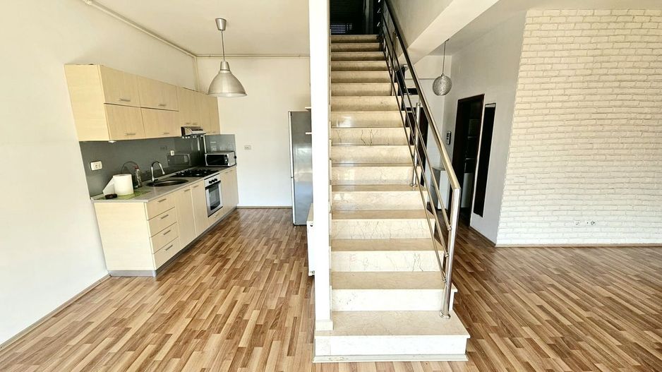 Apartament 3 camere, deosebit in Otopeni, Str. Ferme F - Poză 5