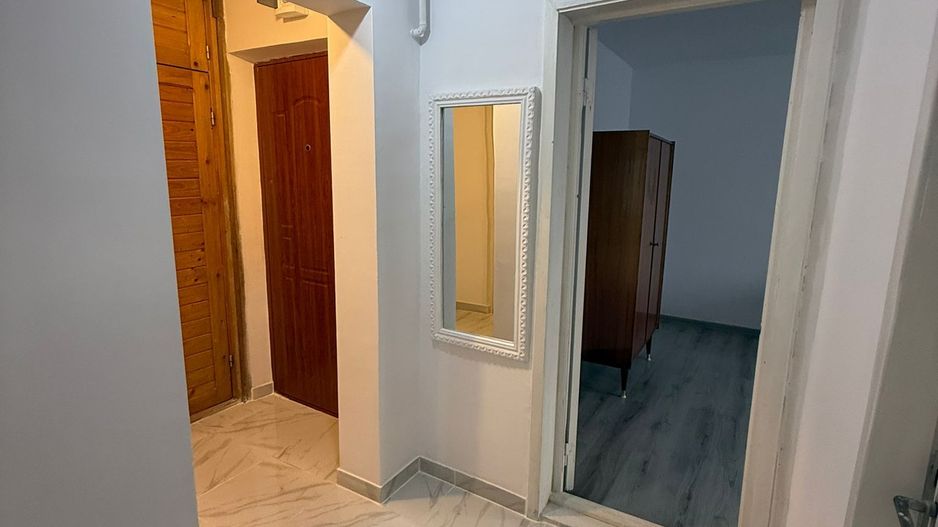 De vanzare apartament cu 2 camere, etaj 4/4, recent renovat, 33.000 euro - Poză 6