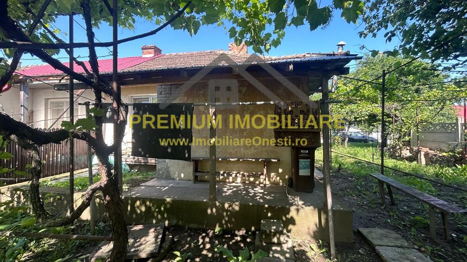 De vanzare casa in cartier TCR Onesti - Poză 3
