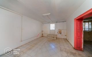 Casa individula cu 5 camere, zona central - Poză 21