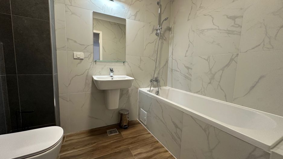 Apartament la prima inchiriere - Poză 3