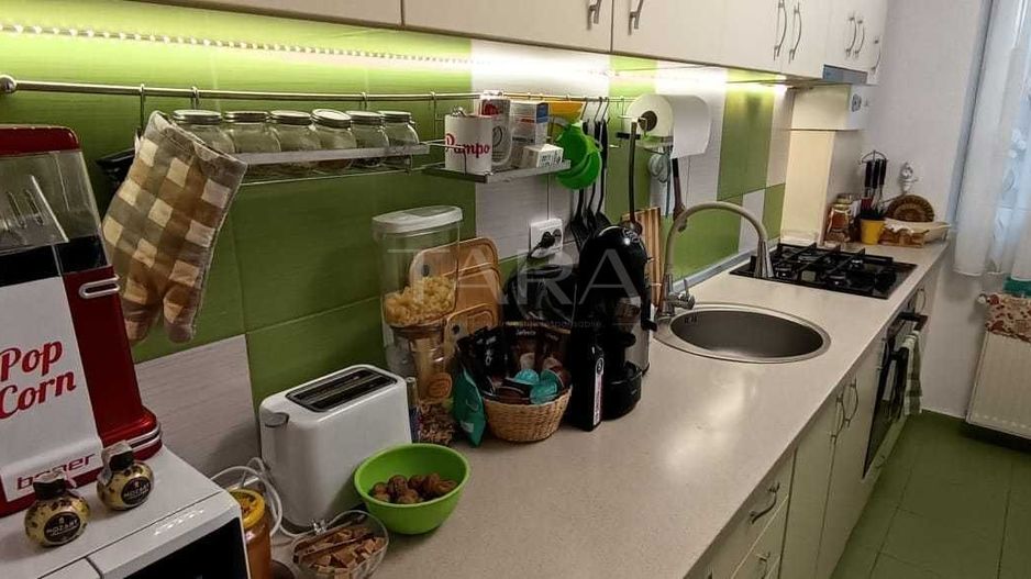 Apartament 3 camere in Baciu, Zona Regal. - Poză 4