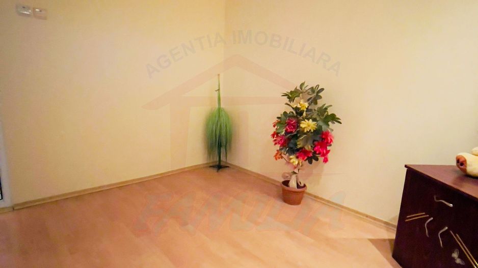 De vânzare apartament 2 camere – Micro 38, Galati - Poză 3