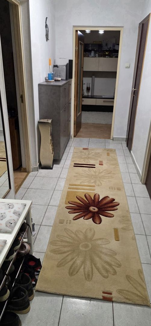 Apartament 2 camere ,Sector 4 - Poză 2