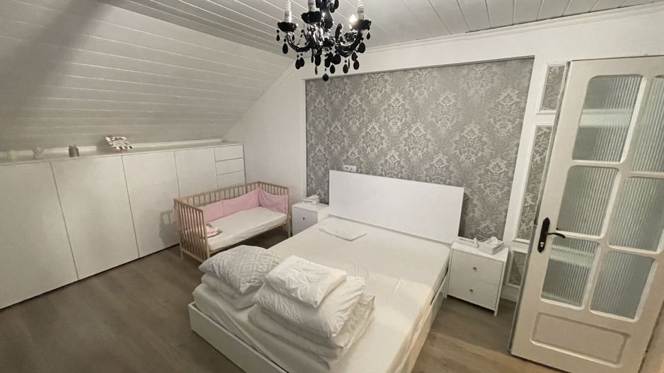 Casa S+P+E+M | 605 mp utili | 10 camere | 3 bucatarii | 4 bai | 3 terase | Garaj - Poză 9