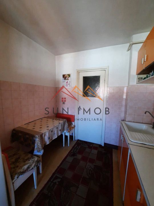 Apartament 3 camere, decomandat, 82 mp, 2 grupuri sanitare, Campina - Poză 6