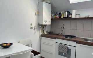 Apartament 2 camere la casă cu pod+curte in  Șelimbăr-Zona Brana - Poză 18