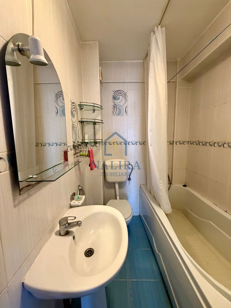 Apartament 3 camere de vânzare - Poză 5