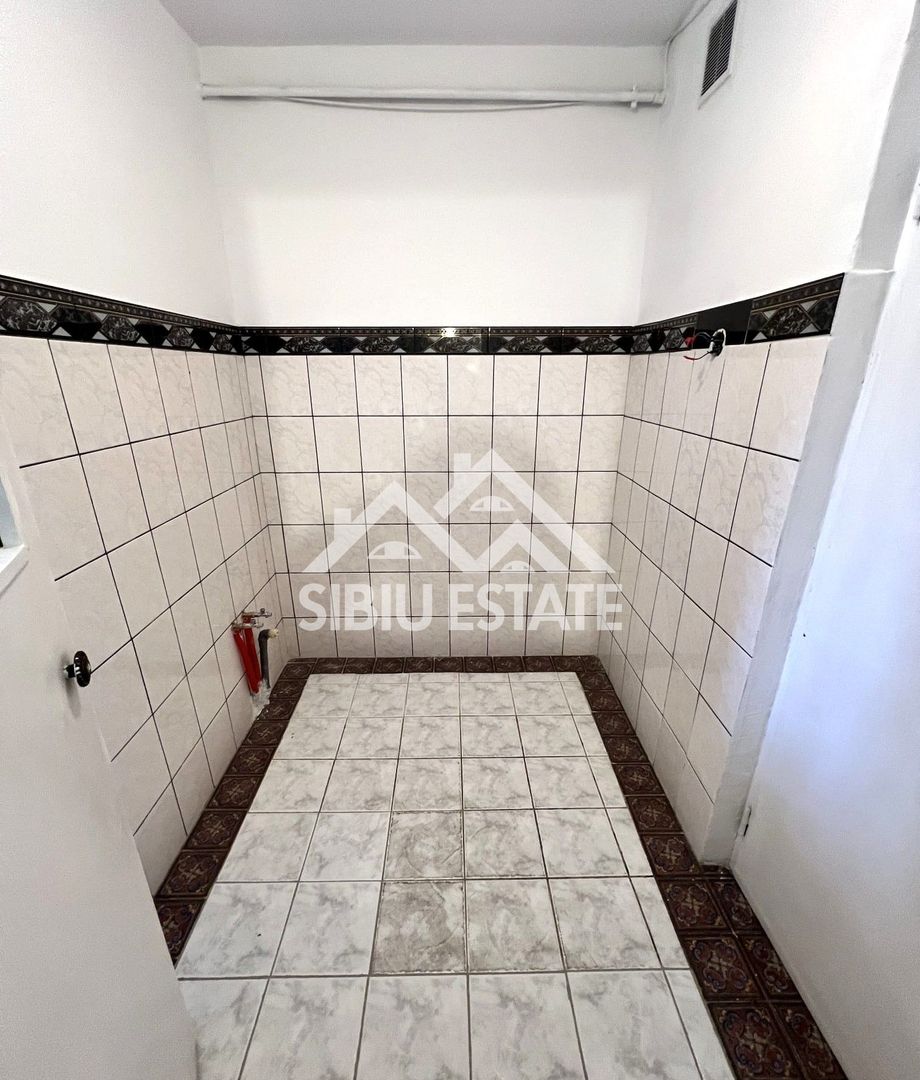 Garsoniera Sibiu, etaj 3, zona Compa - Poză 6