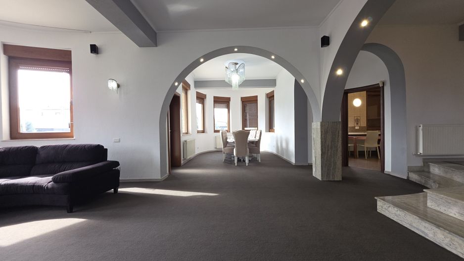 Reducere pret! ! Vila top cu piscina inchisa,  incalzita, barbeque - Poză 9