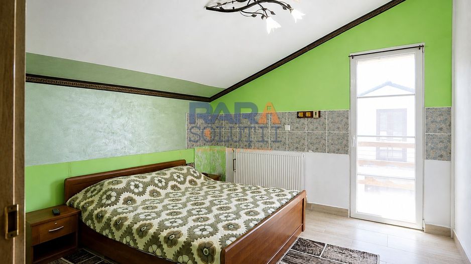 Vilă din cărămidă cu 4 dormitoare și 3 băi - Poză 14