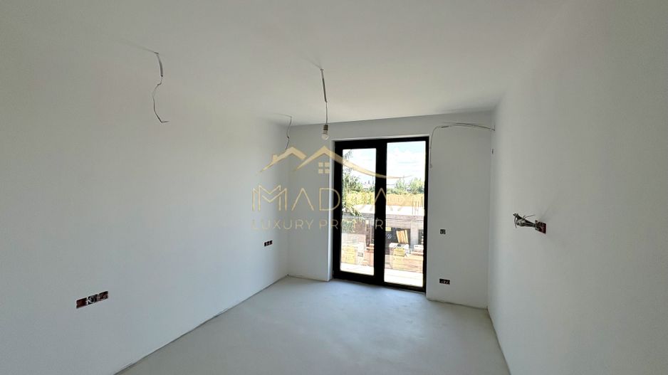 Vila Premium cu 6 camere Tunari  P+1+M ~ Exclusivitate - Poză 42