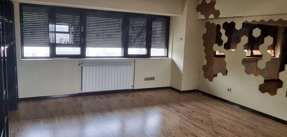 De vanzare ap cu 4 camere la Piața Victoriei, București - Poză 2