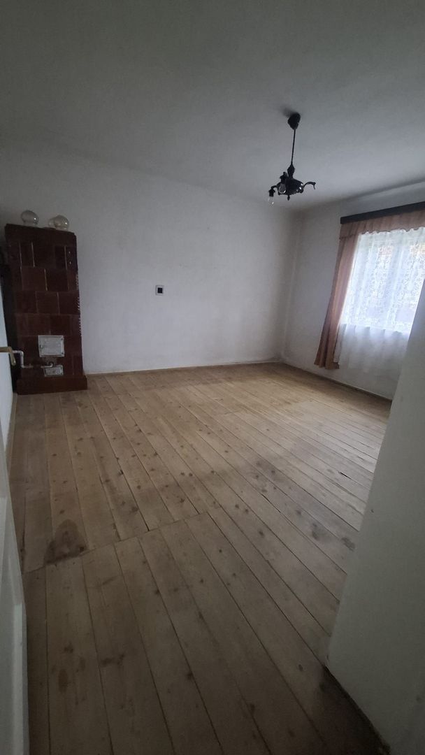 Spațiu cu potențial dublu: locuință sau sediu! - Poză 3