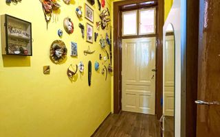 BRASADAS vinde ap 2 cam în Centrul Vechi al oraşului Satu Mare - Poză 2