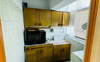 3 decomandate, centrala, 1 Mai - 110 000 Euro - Poză 27