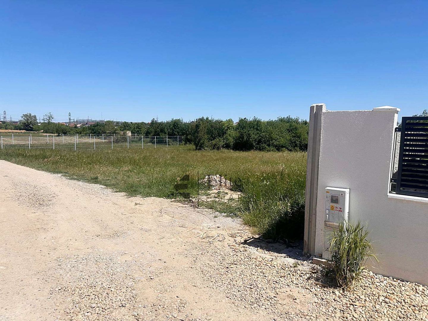 Teren intravilan 862 mp cu utilitati in Cihei - Poză 2