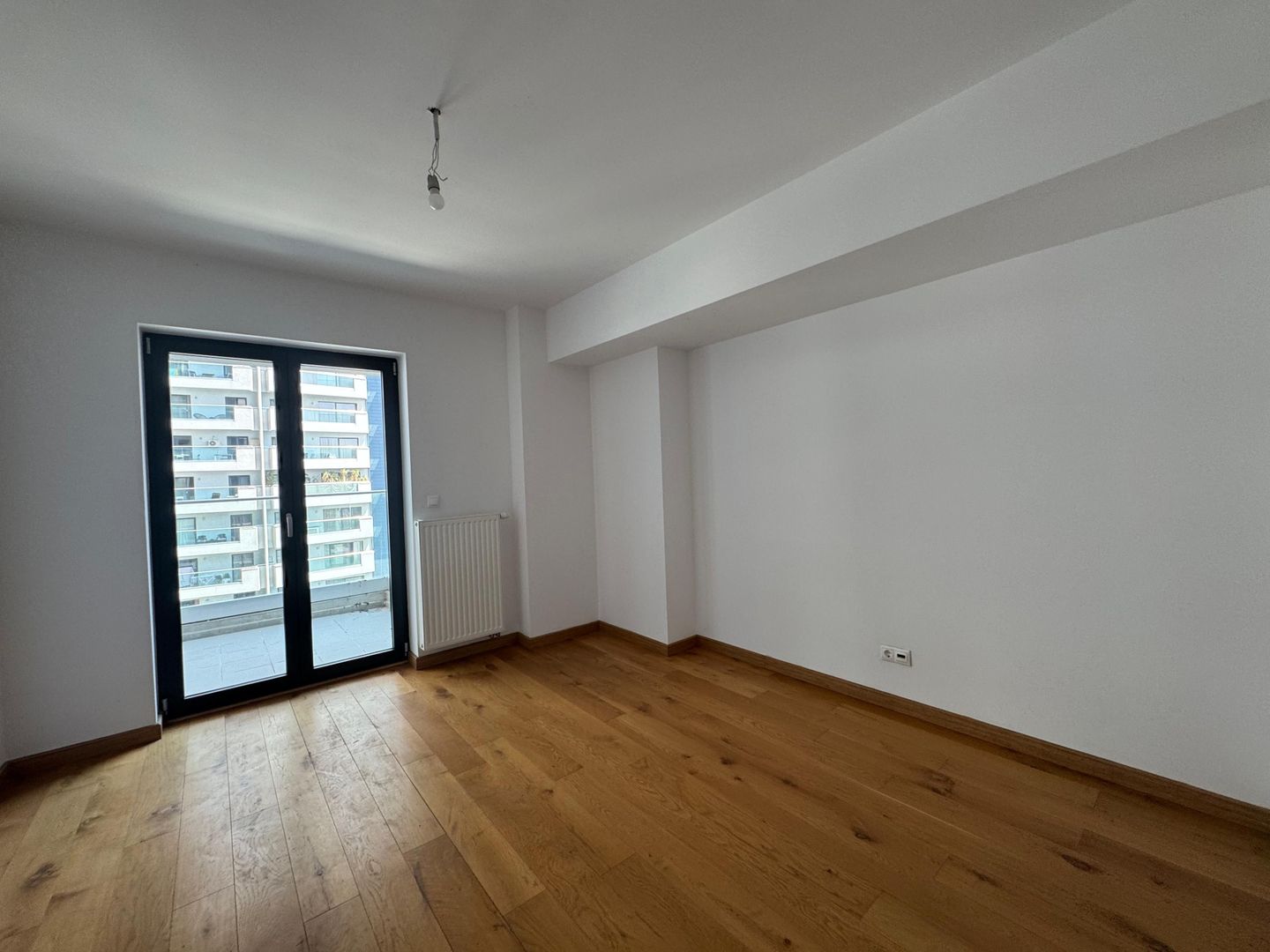 3 CAMERE| UPGROUND - Poză 6