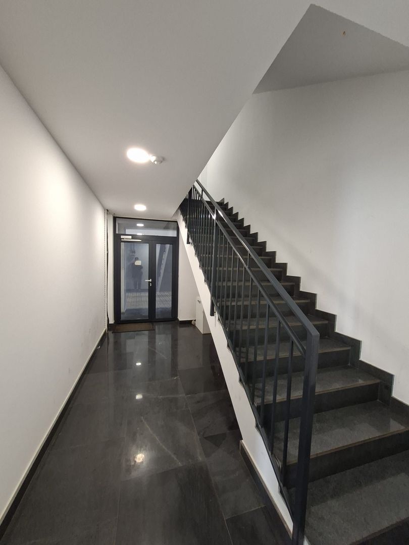 Spațiu pretabil birouri/cabinete medicale - Poză 21