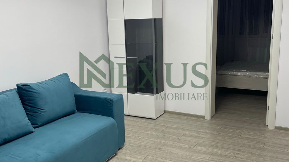 Apartament cu 2 camere, renovat complet, str.Libertății, Moinesti - Poză 1