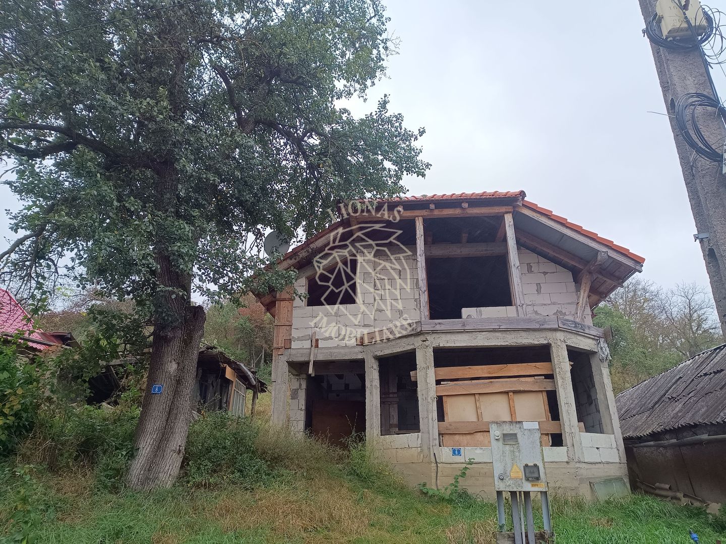 Casa la rosu 5 camere-106 mp-teren 495 mp-ideal casa vacanta-Teaca - Poză 1