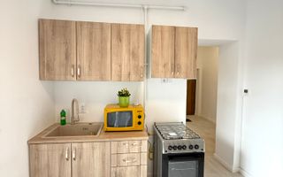 Apartament 2 camere, ultracentral,perfect pentru locuință sau investie - Poză 4