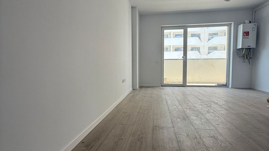 COMISION 0% !!!VANZARE APARTAMENT 2 CAMERE FINISAT GARAJ  ZONA EROILOR - Poză 1