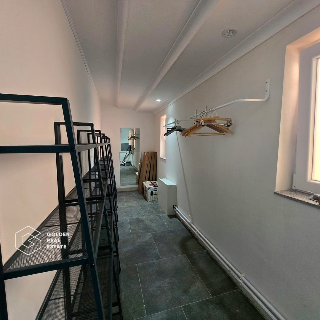 Casă cu design deosebit în Vladimirescu - Poză 12