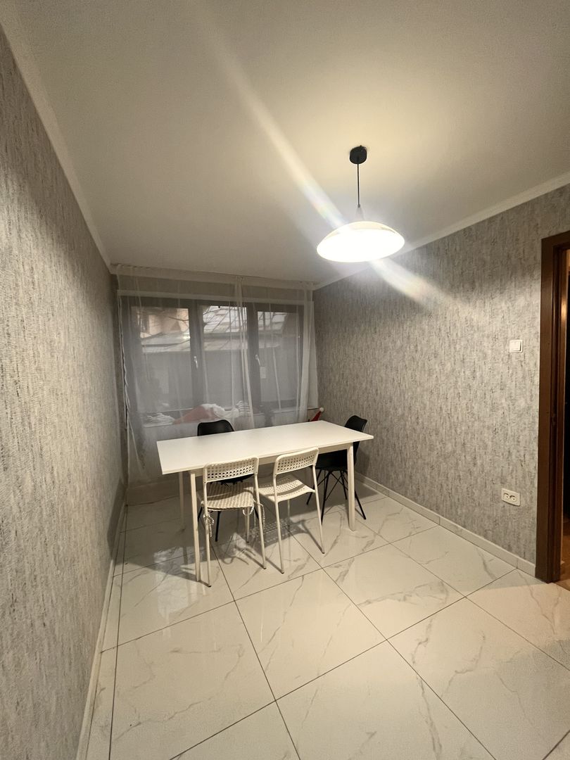 Apartament cu 3 Camere De Vânzare | Suceava /Central I 77.000Euro - Poză 7