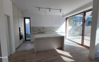 vila ind. stil mediteranean/str. Matei Basarab - Voluntari-jud.IF - Poză 3