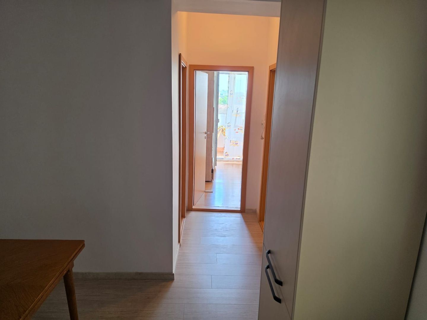 Apartament 3 camere Zona Gh Lazar - Poză 5