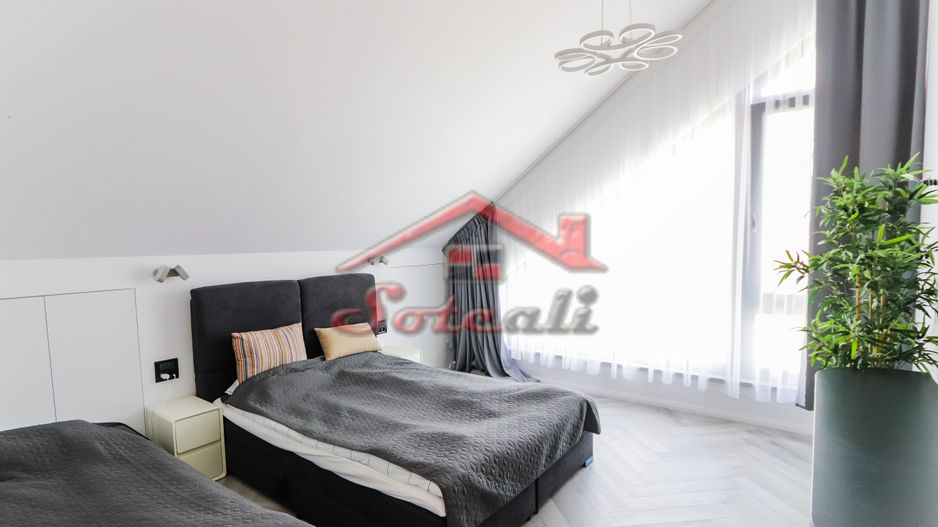 VILĂ MODERNĂ DE LUX CU PISCINĂ, FOTOVOLTAICE ȘI FOIȘOR – BREAZA - Poză 43