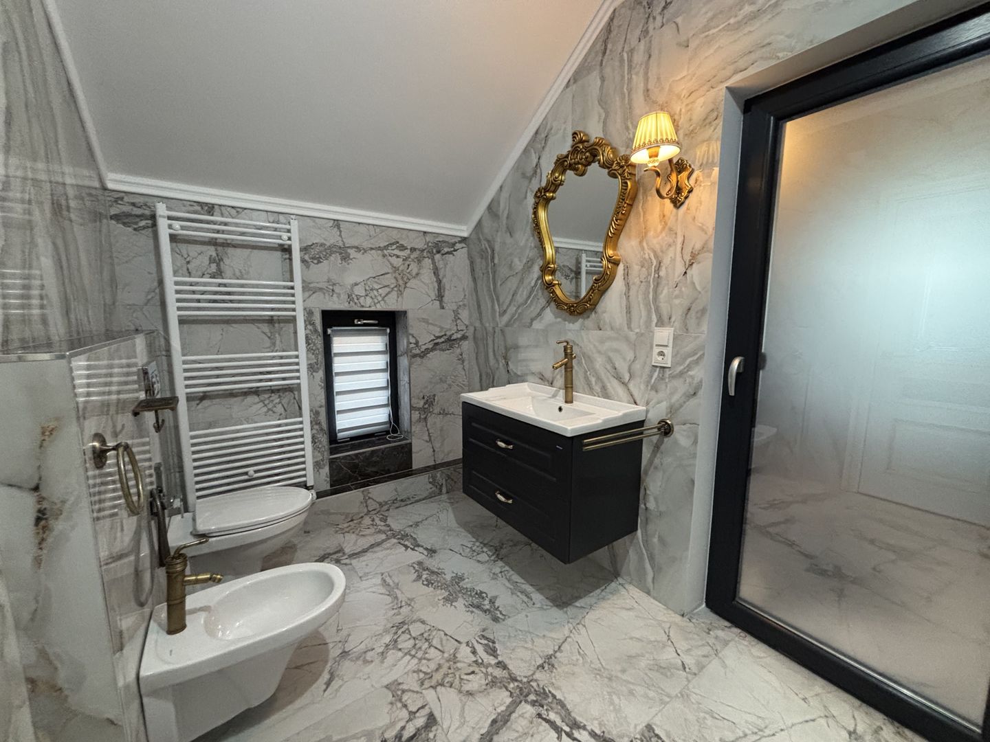 Casa INDIVIDUALA 6 camere, curte superba - zona Brana, Selimbar - Poză 29