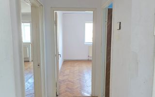 Apartament cu 2 camere, etaj 6 cu lift, VASLUI - zona CENTRU - AUROCOR; - Poză 5